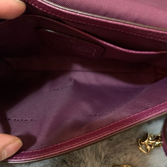 COACH LEATHER SLING BAG - Picture 8 of 11